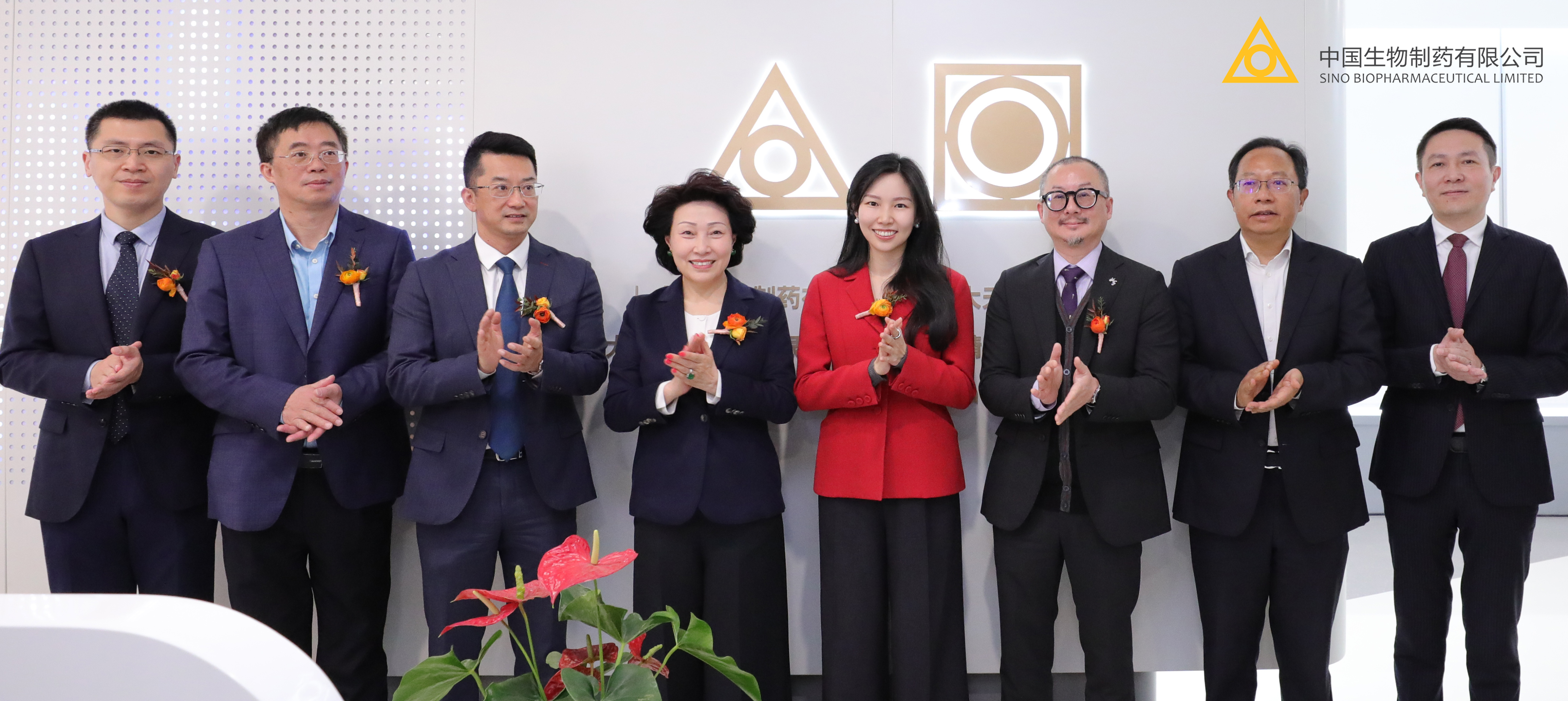 豪门国际南方总部在广州国际生物岛举行开业仪式，正式开业运营。